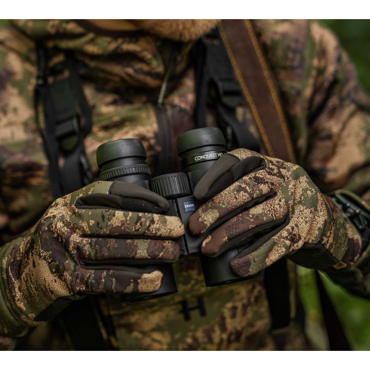 Harkila Deer Stalker Camo Fleece Gloves - lifestyle