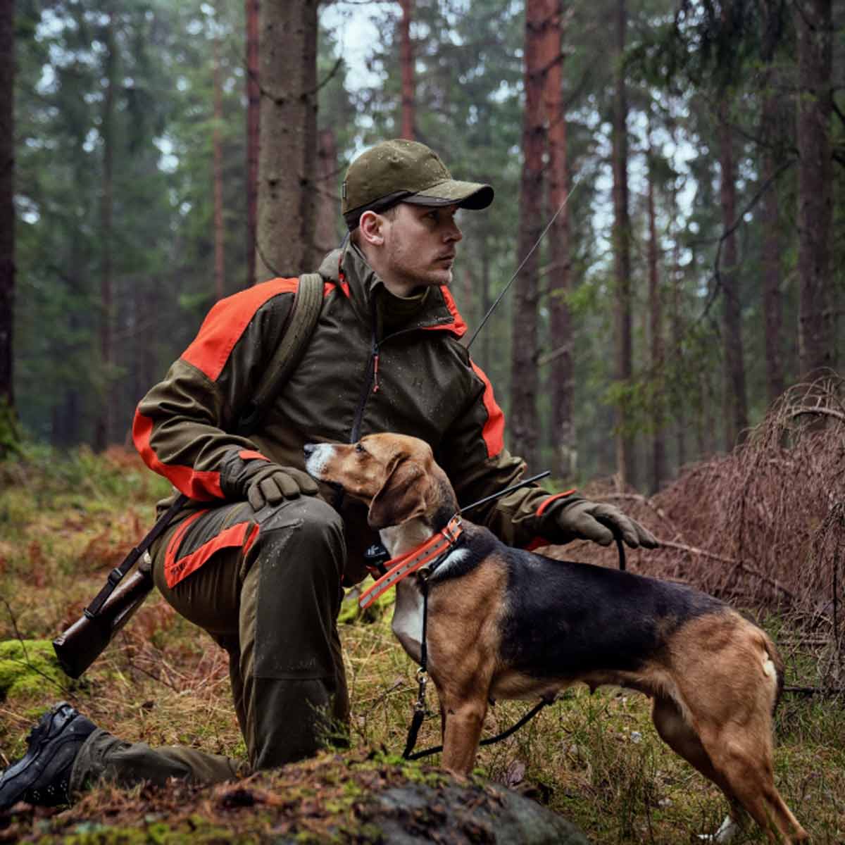 Harkila Pro Hunter Dog Keeper GTX Jacket- On Model