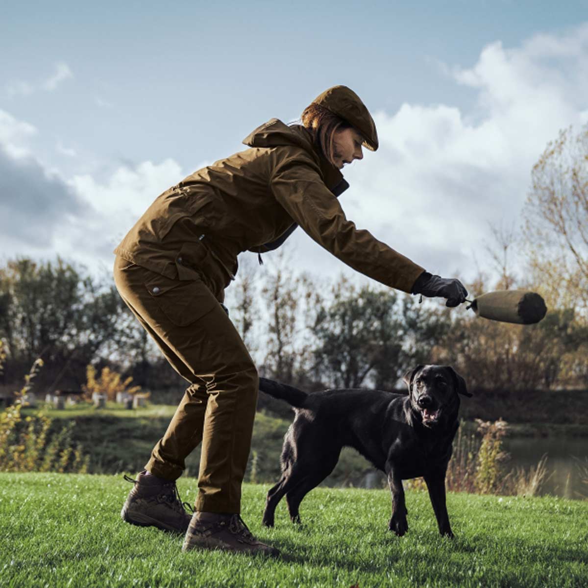 Harkila Retrieve Lady Jacket - On Model