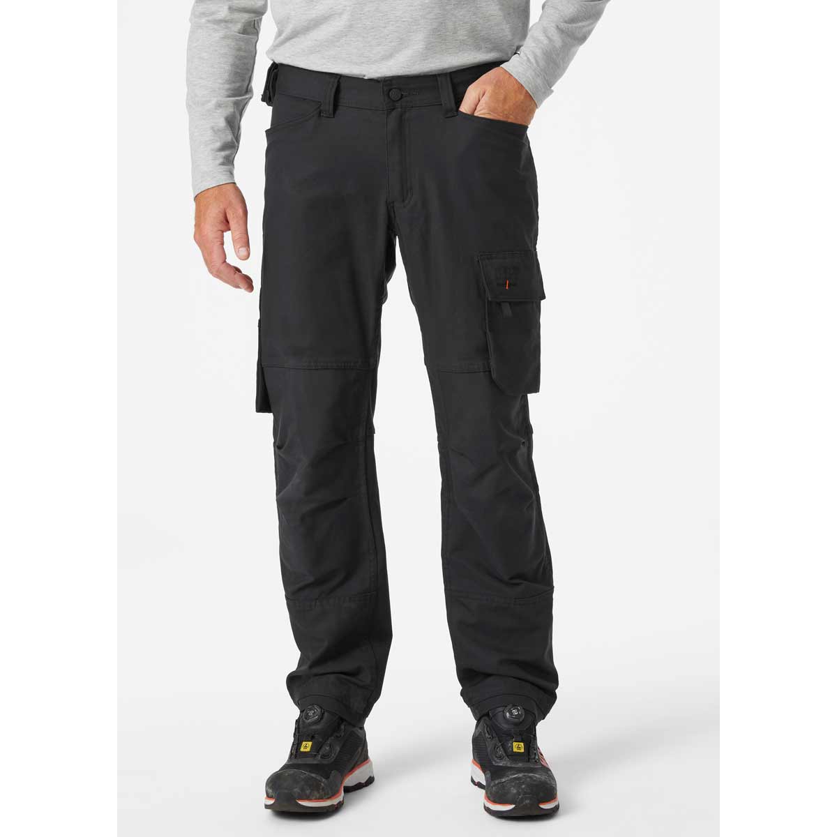 Helly-Hansen-Oxford--Work-Pant-Black-onbody